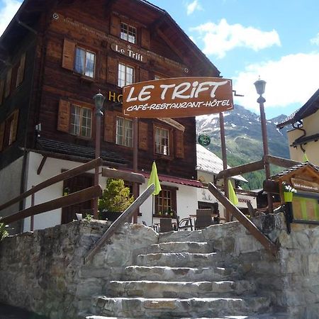 Hotel - Petit-Dejeuner Le Trift زينل المظهر الخارجي الصورة