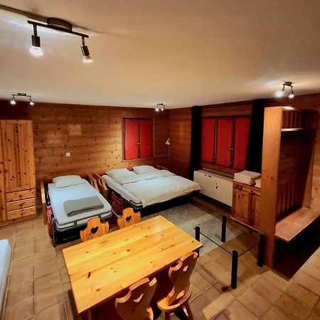 Hotel - Petit-Dejeuner Le Trift زينل المظهر الخارجي الصورة