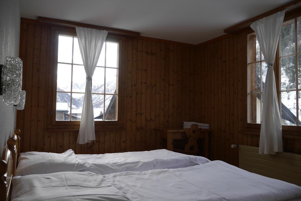 Hotel - Petit-Dejeuner Le Trift زينل الغرفة الصورة