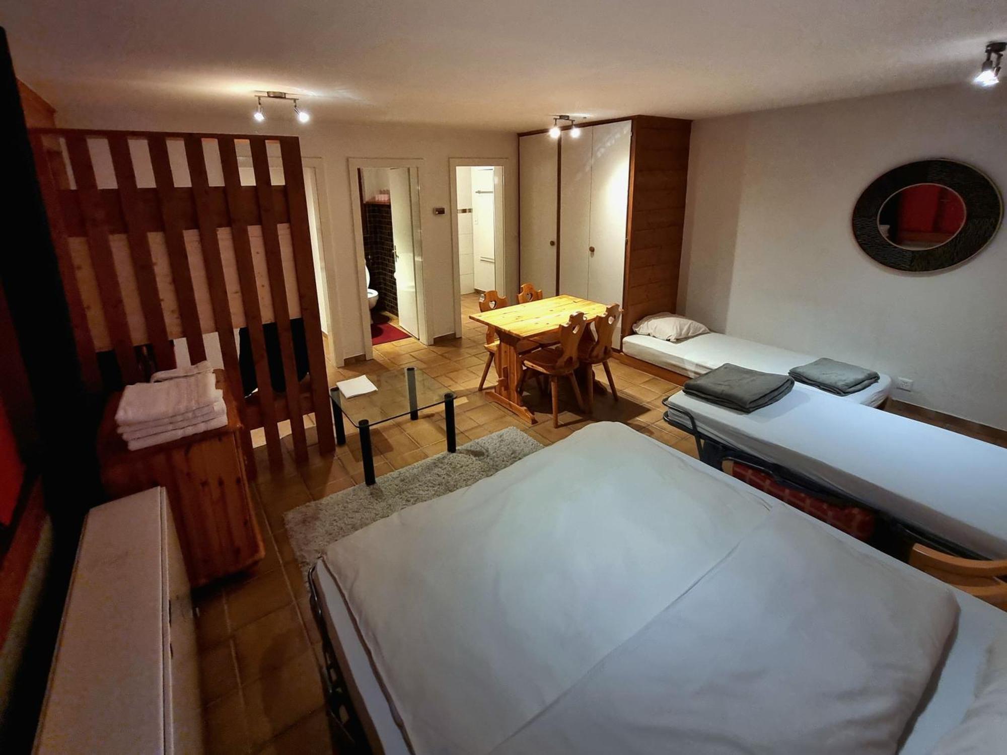 Hotel - Petit-Dejeuner Le Trift زينل المظهر الخارجي الصورة