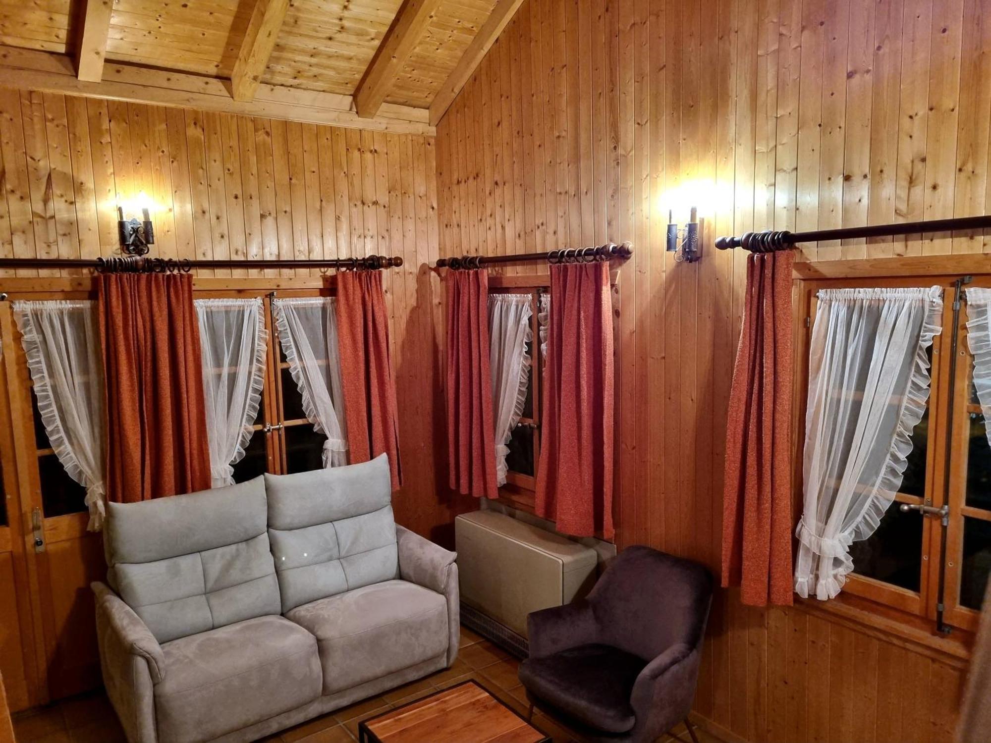 Hotel - Petit-Dejeuner Le Trift زينل المظهر الخارجي الصورة